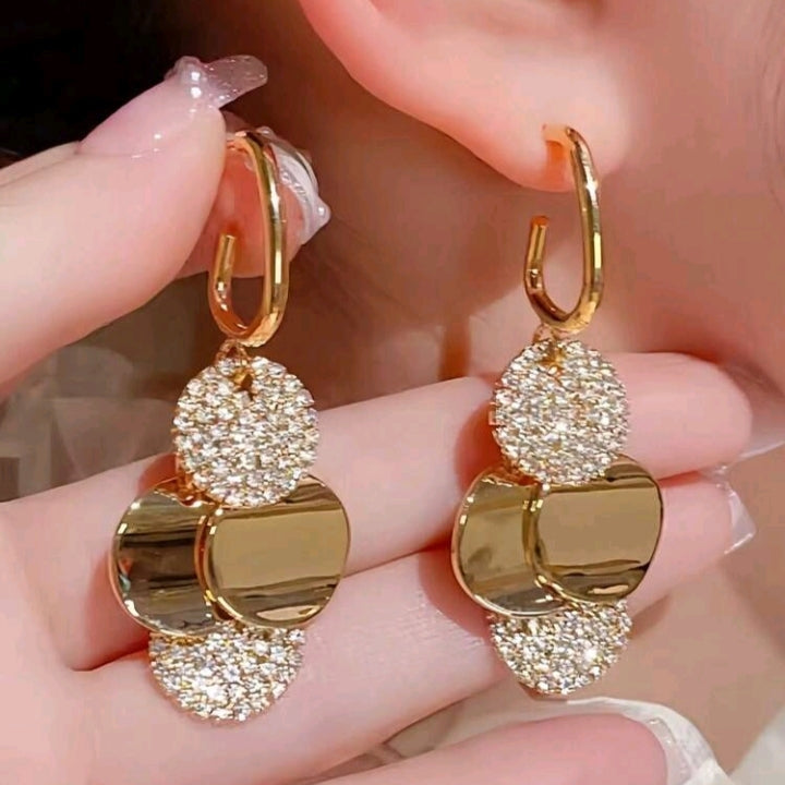 🤍🤍circular goldenringhstone earings🤍🤍