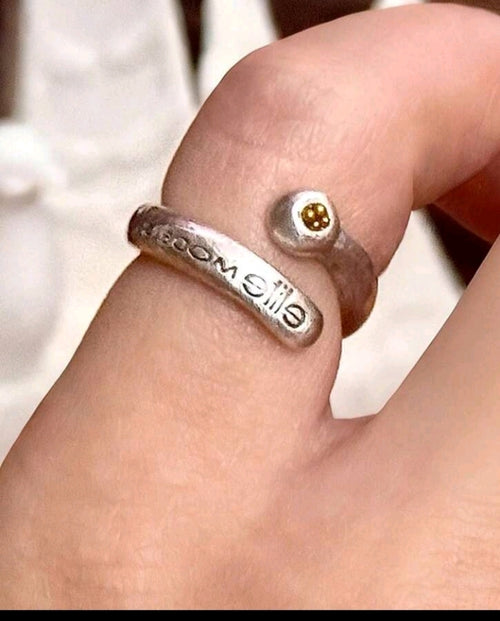 2 rings Venus Limited